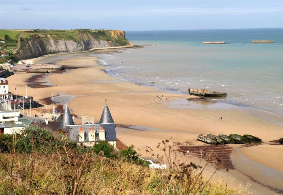 « La Casa Normande » Entre Ville & Plages Esquay-sur-Seulles Bagian luar foto